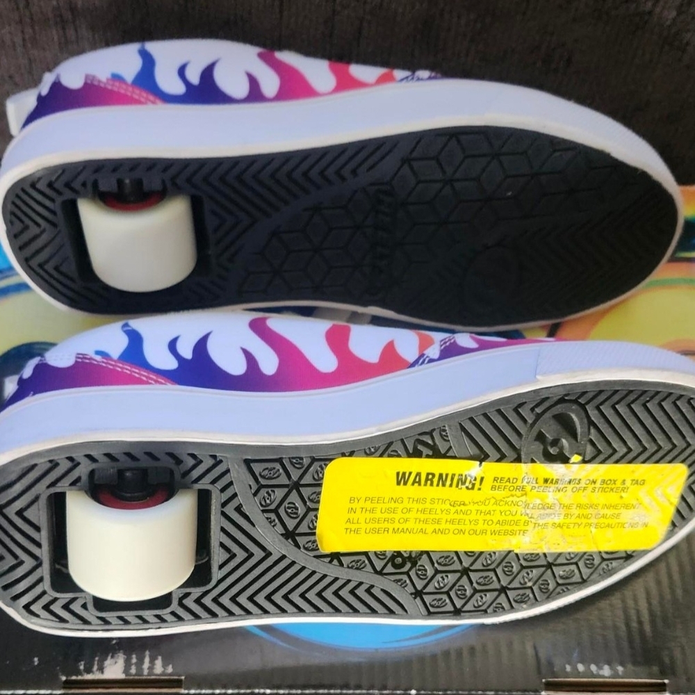 Heelys Kids White Sneakers with Colorful Flames - Picture 2 of 7